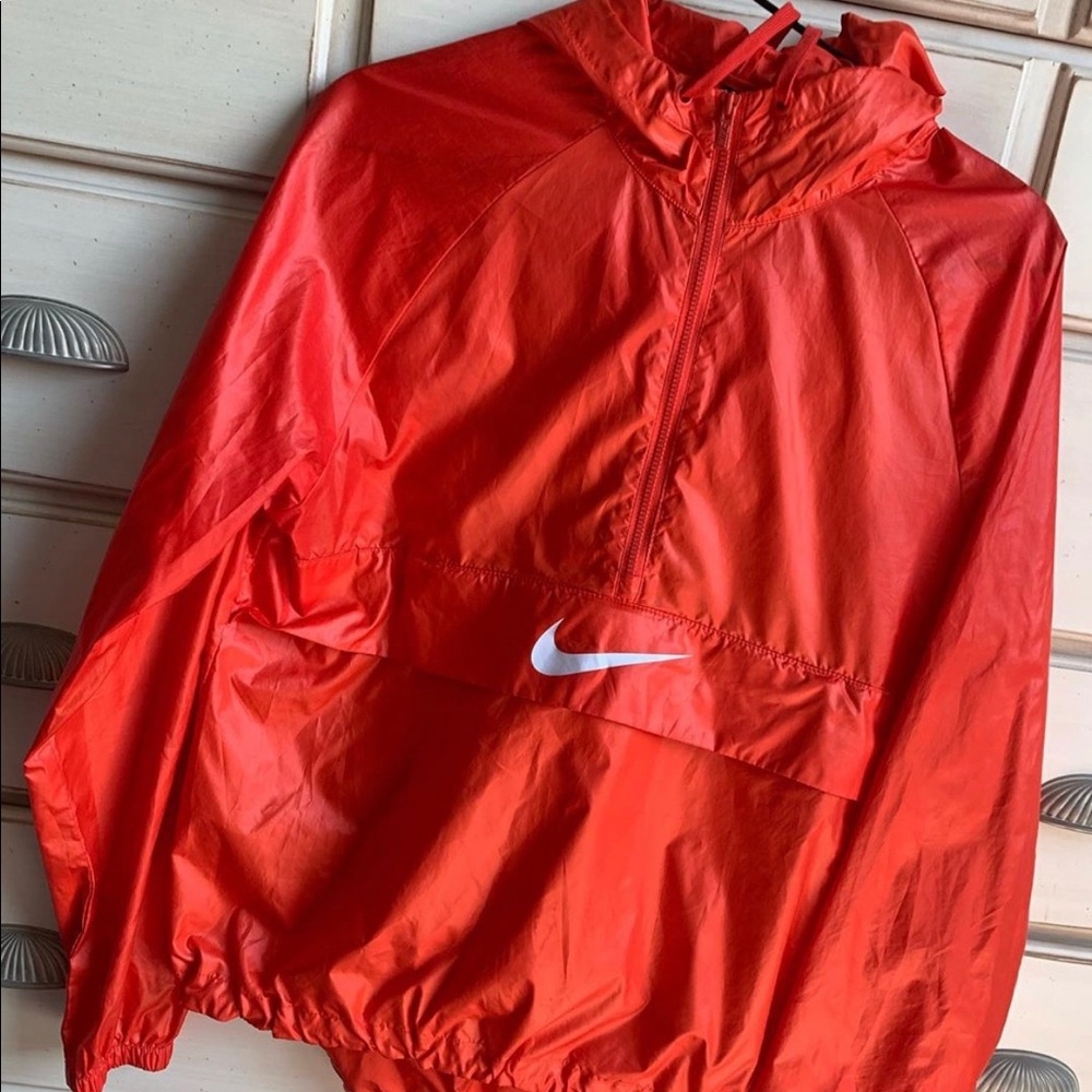 Nike windbreaker